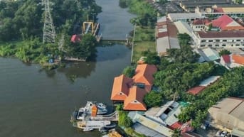 Bán nhà hàng có bến đậu du thuyền tại Nơ Trang Long. Thu nhập 500tr/th