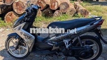 Yamaha Nouvo Đen Bạc