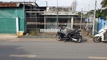 Bán nhà cấp 4 8m x 24m mặt tiền Phạm Thị Ly, Xuân Thới Sơn, Hóc Môn