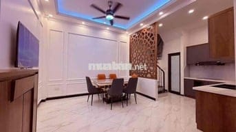 🔥 BÁN NHÀ PHỐ VĂN CAO – TRUNG TÂM BA ĐÌNH- 32m² x 5 TẦNG HƠN 7 TỶ