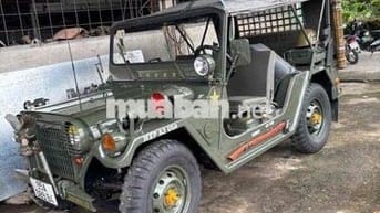 Jeep M151 A2 Xanh quân đội