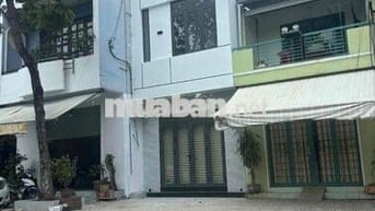 Nhà Mặt Tiền Nguyễn Thành Đồng trung tâm Biên Hoà giá rẻ