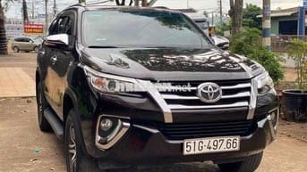Toyota Fortuner 2017 đk 2018 sàn dầu 1 chủ