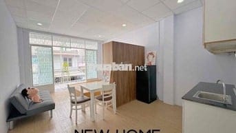 PHÒNG BAN CÔNG LỚN 50M2 | FULL NT | CMT8 Q10 GẦN TOÀ VIETTEL