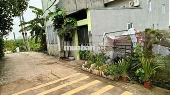 Cho thuê nhà xuân khôi cự khối 80m 2 tầng 2 ngủ giá 5 triệu