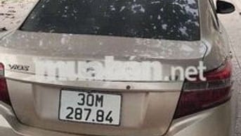 Toyota Vios 2015 Vàng cát