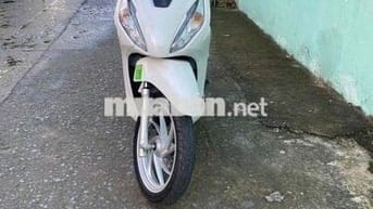 Honda Vision Trắng 372 km