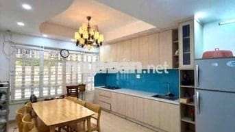 CHO THUÊ NHÀ HẺM XE HƠI NỘI THẤT CƠ BẢN(3PN,4WC)TRẦN KHẮC CHÂN,QUẬN1