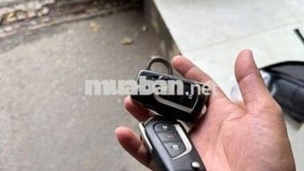 Toyota Fortuner 2017 Bạc