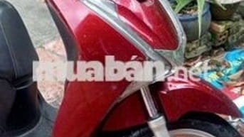 Sh Honda năm2017 màu đỏ đen tình trạng đang chạy