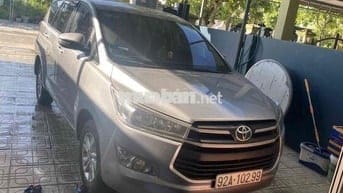 Toyota Innova 2018 2.0V - 45000 km