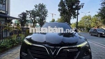 2021 Premium 2.0 AT - odo 4 vạn