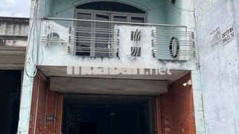 Nhà cấp 4 SHR mặt tiền Tân Xuân 7-Hóc Môn.Dt 4,2x20~83m~có lững~4,35ty
