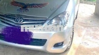 Toyota Innova 2010 G - 30000 km