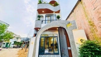 Bán gấp nhà 1 trệt 1 lầu giá rẻ 125m2 ngay Trung tâm Thủ Dầu Một 