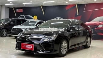 Camry 2.0E 2017 cao cấp -xe tại hãng(GIÁ CÒN GIẢM)