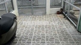 Nhà ngay trung tâm không có nhu cầu nên bán rẻ 1tỷ 3