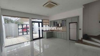 NHÀ LÊ VĂN DUYỆT - 5 PN - VỪA Ở VỪA LÀM VP