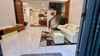 Nhà mới hẻm 154 âu dương lân P3Q8. Ngang 4,7m. Giá 5tỷ950