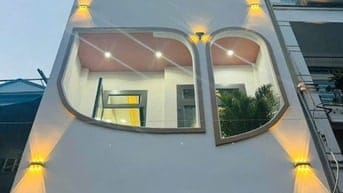 Nhà sổ hoàn công 42.6m2 Trần Phú, Q5 gần UBND. Xây trệt 3 lầu, hẻm oto