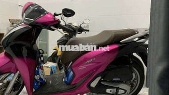 Honda SH Hồng đen 2000km