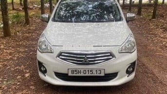 Mitsubishi Attrage 2015 Trắng