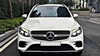 Mercedes GLC300 2018 model 2019 màu trắng