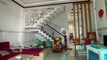  Bán nhà ôtô đậu cửa-3Tầng-DT86m2-3PN-3WC-vĩnh hoà-Nha Trang-chỉ 4TY5 