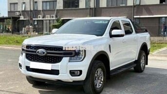 Ford Ranger XLS 2 cầu 2025 Trắng 8000 km siêu cọp
