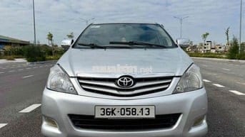 Toyota Innova 2009 G - 220000 km