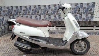 SYM Elizabeth màu Trắng