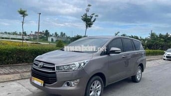 Toyota Innova 2017 - 160000 km