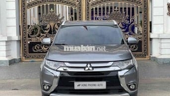Mitsubishi Outlander 7 chỗ