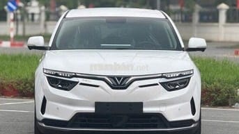 Vinfast VF8 Eco 2022 Trắng Cực Đẹp