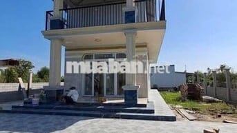 Nhà siêu phẩm mới xây ở Bến Lức ngay sát Vành đai 4