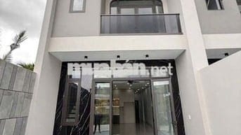 CHỦ NGỘP HẠ GIÁ 100x – BÁN NHANH NHÀ 1 TRỆT 1 LẦU GẦN CỔNG 11 BH