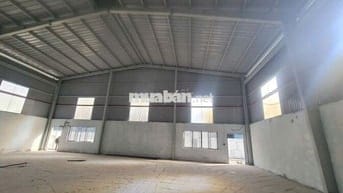 BÁN CỤM CN ĐỨC HÒA  LÔ ĐẤT 3200M² KÈM XƯỞNG 1600m²,GIÁ CỰC HẤP DẪN