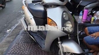 Honda Dylan màu Bạc