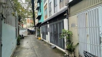 1/ 2 Mặt Hẻm 4M 54m2 2 Tầng Trần Văn Quang