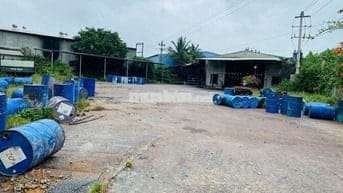 Bán kho tại Phước Lộc, 1900 m2, mặt tiền quốc lộ 1A, có thương lượng