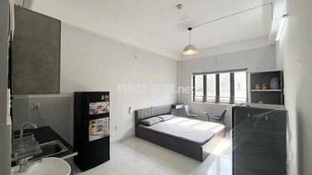 FULL NỘI THẤT- CỬA SỔ BAN CÔNG ĐƯỜNG NGUYỄN VĂN CÔNG, GẦN CV GIA ĐỊNH