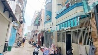 NHÀ RẺ CHIẾN LƯỢC BTĐ HẺM XE HƠI THÔNG 2 TẦNG 36M2 CN ĐỦ CHỈ 3.1 tỷ