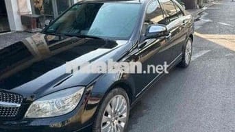 Mercedes Benz C Class xe cực mới rin 100%