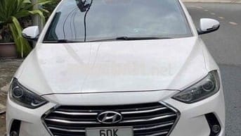 Hyundai Elantra 2016 1.6 MT - 120000 km