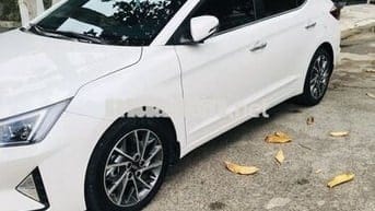 Hyundai Elantra 2021 2.0 AT - 83000 km