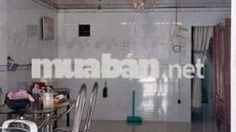 Nhà gác lửng có 3 phòng - phòng khách - phòng ngủ - phòng bếp