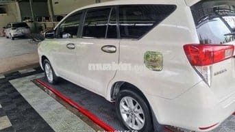 Toyota Innova 2018 2.0E - 120000 km