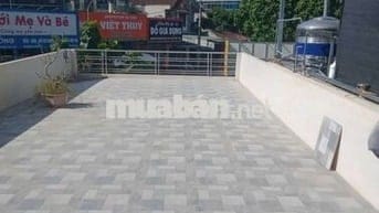 Nhà mặt tiền Trần Hưng Đạo – khu phố Thắng Lợi, Yên Thủy,  8–10 triệu”