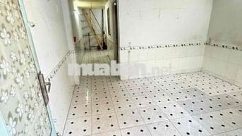 🏡 Nhà cho thuê khu c hẻm xe hơi 🚘🚘  👉Gần nhà thời Nam Hải  📐Dt 4x8 1 l