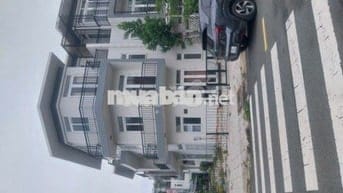 Nhà phố căn góc (9x15m) khu đô thị Phúc An City